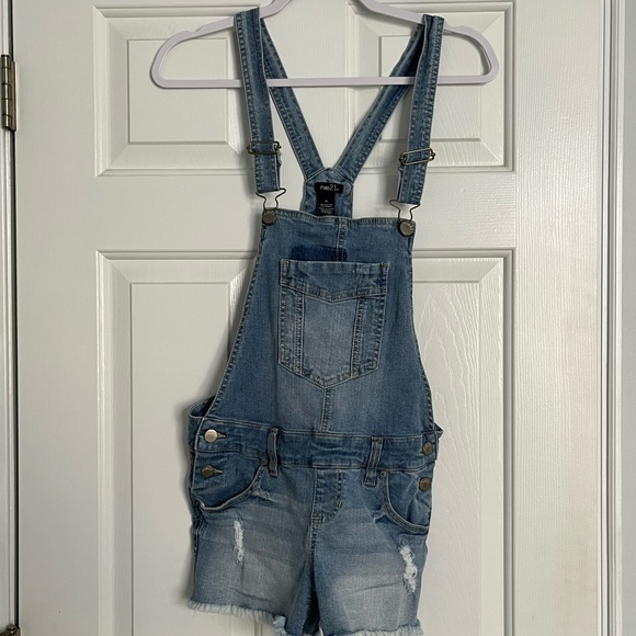 Overalls - Picture 1 of 5